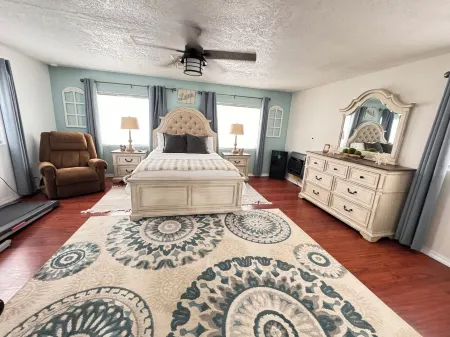 Cozy & Quiet Centralized Studio Отели рядом с достопримечательностью «Silver Family Geology Museum»