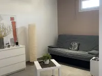 Superbe Appartement Centre Ville Avec vue sur la Mer. Lit et Chaise Haute Bébé Hotels in Sète