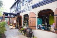 Cozy Cottage 3 blocks from town Hotel dekat ALDI
