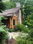 Charlevoix's Beautiful Log Home