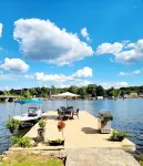 4 Bedroom Lake Hopatcong Lakehouse with Kayaks and Paddleboat