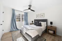 Outdoor Projector, Arcade, Fire Pit, 2 Living Rooms, Fire Pit, and more! Hotels in Snellville