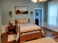 Historic 1851 Farmhouse Retreat