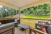 Tranquil Rock Retreat Hotels in Red Bank