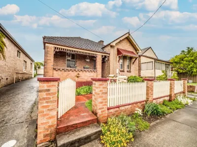 The Cottage - Lithgow Lithgow Small Arms Factory Museum附近的飯店