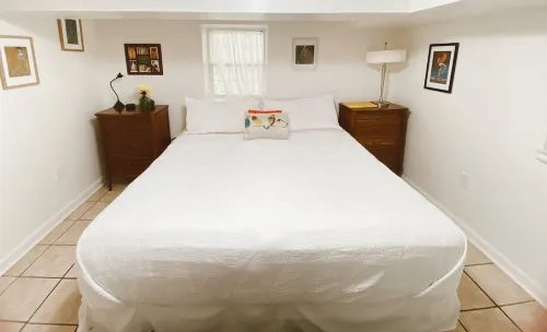 Cozy, Quiet and Private, Giant Jacuzzi Tub, 25 minutes to Asheville & Cherokee