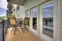 Lake Life Luxury on the Water
