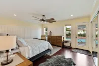 Tempe Lakes Vacation Special!  Heated Pool, Spa, Pickleball, Gym + Near ASU