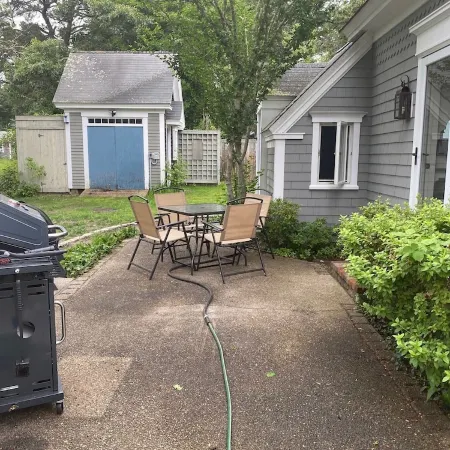 West Harwich- Cozy Cape House walking distance to Dennis Port & Bell's Neck path