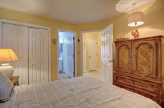 OCEANFRONT 1 BEDROOM AT VILLA CAPRIANI