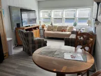 Seasonal Fully Furnished Mobile home ヒューロンのホテル