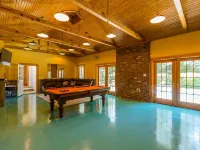 Pinehurst Village Vacation House w/ private pool 8) beds Hotels in Pinehurst