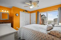 Serenity at Seascapes E Bldg. Steps to the Beach & Ocean Views Linens Included! - balcony