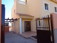 Spacious Family Villa, Private Heated Swimming Pool & Superfast Fibre Internet - 2つ星