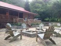 Deerfield Cabin  Location, Location, Location! Best in Downtown Helen!