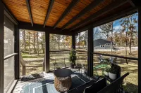 Heavensent Tiny Home @ The Retreat at Water's Edge - Lake Views!