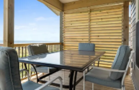 Amazing Views! Oceanfront next to Pier. 5 bed 5 bath. Sleeps 11. Family Friendly - de playa