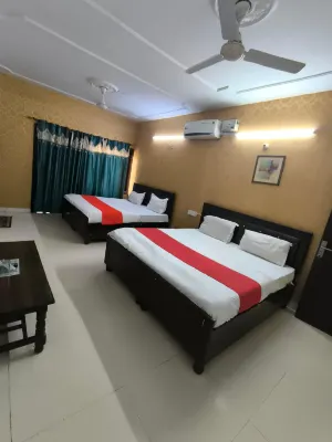 Hotel Dhanua Palace Hotels in 