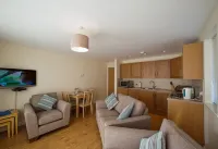 Location-Location-Location! - Spacious 2 Bed Apt with Sea & Country Views