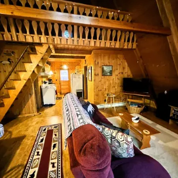 The Toasty Chalet - minutes from Whiteface Mt! Dogs welcome!