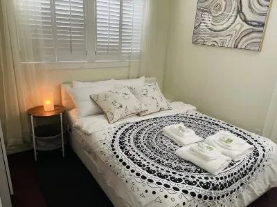 FloridaTropical vacation home near the beach, swimming pool with heating system Hotels near هوليوود