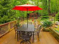 Sunset Lion Mountain Cabin near a Lake & Vineyards