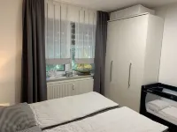Quiet and modern vacation apartment very close to the beach