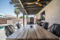 Indio Paradise: 4 Bedrooms w/Resort-Like Pool