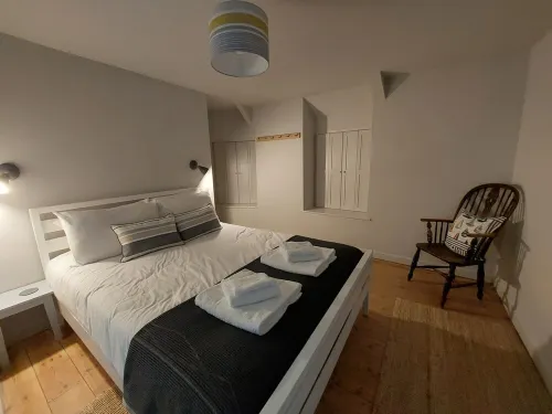 Luxury holiday cottage set in the beautiful south Cornwall village of Flushing