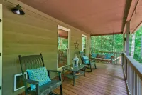 Cozy 2 bed+2.5 bath Mtn Cbn Near Hiking Trails-Minutes to Town-Fire Pit-Hot Tub