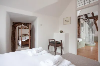 Beautiful apartment within Grade 1 listed Manor House Hotels near South Devon Railway - (Staverton,Station)