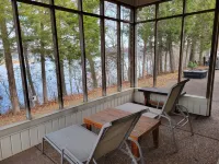 Single Level Lakehouse Retreat