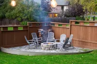 Quiet large home in South Anchorage to launch your Alaska Adventure! - balcon