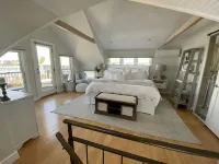 WATERFRONT Downtown Cottage w/ Beach