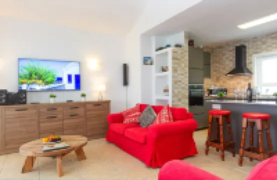 3 Bed Villa, Private Heated Pool Central Puerto Del Carmen, Fantastic Locatio