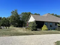 Two-House Private Country Retreat - 4 Bedrooms and 3.5 Baths Hotels in Callaway County
