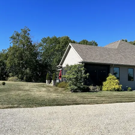 Two-House Private Country Retreat - 4 Bedrooms and 3.5 Baths