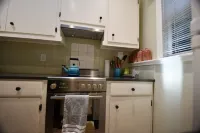 Delightful Cottage in Central Eugene