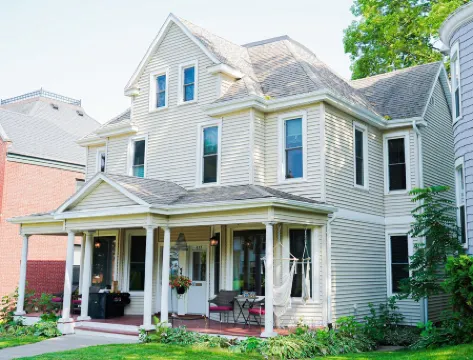 Impressive three bedroom on historic Fenelon Place