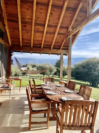 Luxury Ranch getaway with spa, pool, gym & sauna