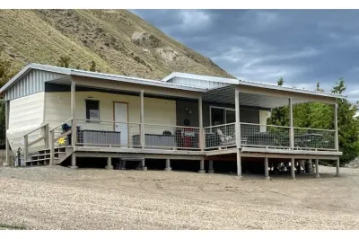 Saint Helens on the Snake River. The Sunflower