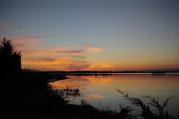 Serene beach cottage a short walk from beautiful Broadkill Beach. Pet friendly!