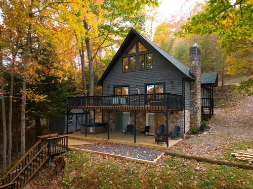 ✔ 25% OFF! Ski~Lakefront paradise & lake toys! Hot Tub~Dock~Game RM & Fire-pit!