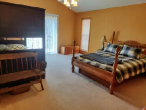 Knotty Knob is your mountain get away! Hotels in Braxton County