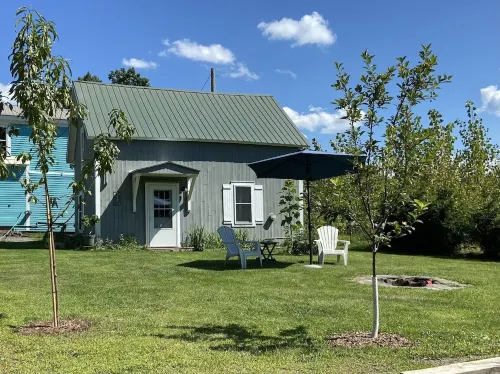 The Coral Cabin