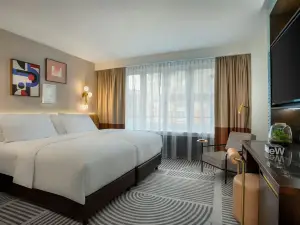 Neues Schloss Privat Hotel Zurich, Autograph Collection