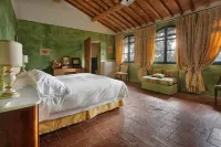 Tuscan house for groups,families,Authentic,Nature, Peace,Pool,Exclusive, Privacy