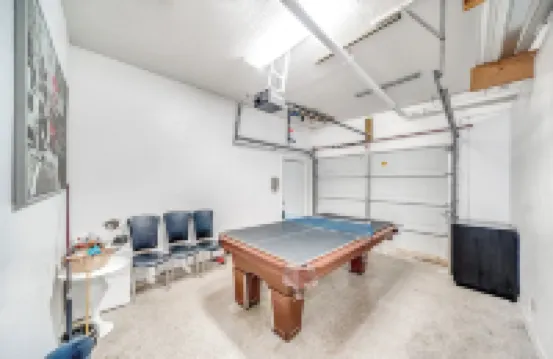 Waterfront Antique Mansion! Heated Pool+Hot Tub!