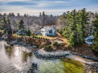Lakefront Retreat | Sleeps 10 | Private Beach Hotels in Standish