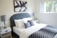 ENTIRE House!~3min to Old Town LaVerne! Hotels near Pelota Park Rookie Field